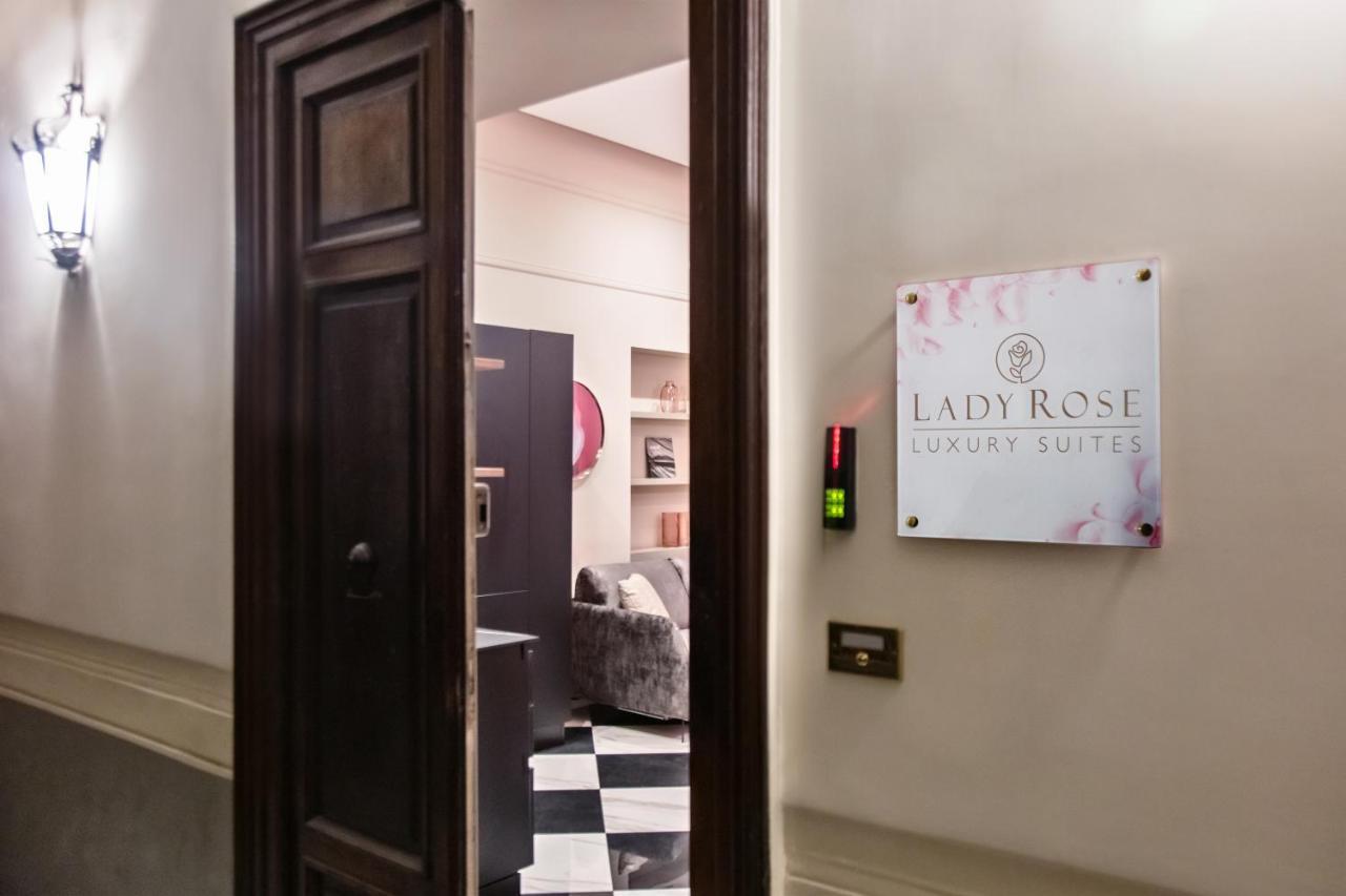 شقة Lady Rose One نابولي المظهر الخارجي الصورة